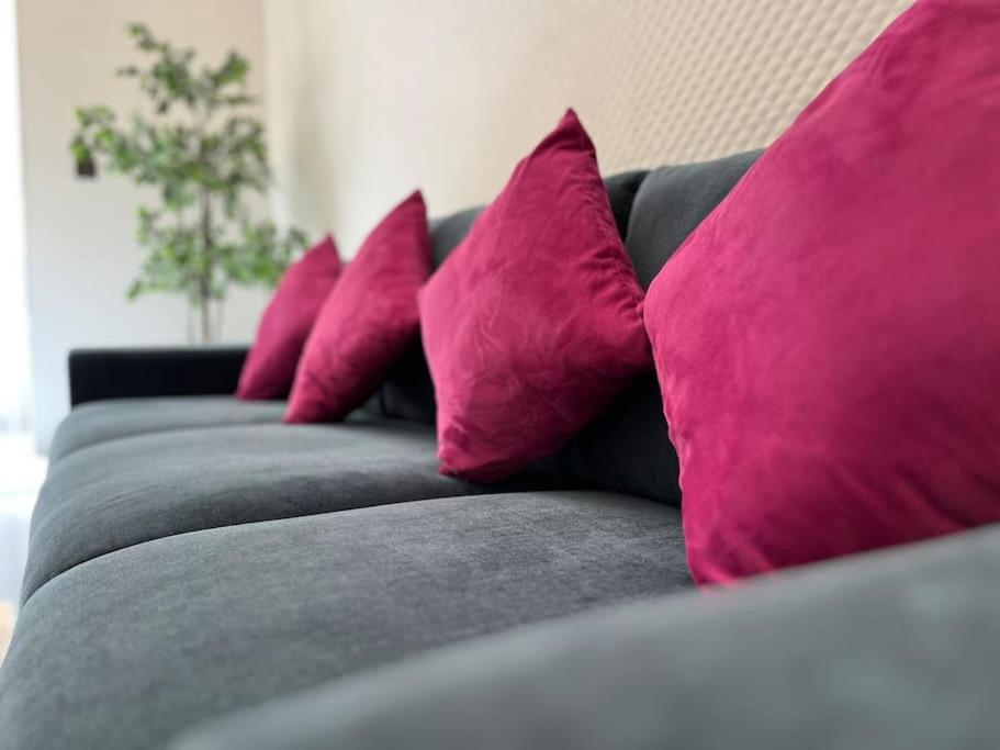 Beautiful 4-Bedroom Townhouse In スリーマ エクステリア 写真